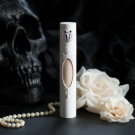 Swatch de Nö Eelys : True Portrait Foundation - Fond de teint liquide, KAT VON D BEAUTY