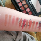 Swatch de FilleBizarre.exe : 14 color eyeshadow palette, Imagic