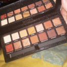 Swatch de FilleBizarre.exe : 14 color eyeshadow palette, Imagic