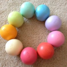 Swatch de Nergiz11 : Baume à Lèvres Smoothie Sphere Lip Balm, Eos