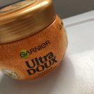 Swatch de Sarah.212 : Masque Nutrition Intense Huile d'Avocat et Beurre de Karité Ultra Doux, Garnier