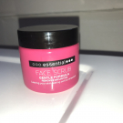 Swatch de Sarah.212 : Face scrub, Essential
