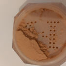 Swatch de meghanne13 : Invisimatte Blotting Powder - Poudre Matifiante, FENTY BEAUTY BY RIHA