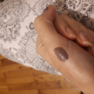 Swatch de Demo6 : Liquid Suede Rouge à Lèvres Crème, NYX