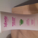 Swatch de kami76 : Soin Lavant Doux Gel intime, Saforelle