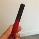 Swatch de maouche.maya.kenza : Gloss à l'extrait de framboise, Yves Rocher