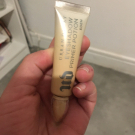 Swatch de maouche.maya.kenza : Base de fard à paupières - Primer Potion, Urban Decay