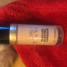 Swatch de Fannypolgas : Born This Way Concealer - Anticernes, Too Faced