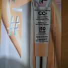 Swatch de Gwen030281 : Your Skin But Better CC  Cream, It Cosmetics