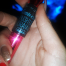 Swatch de Loona34420 : Faux cils PUSH UP DRAMA Waterproof, Maybelline New York