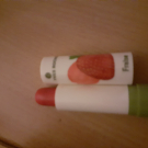 Swatch de Carøline : Baume a lèvre à la fraise, Yves Rocher