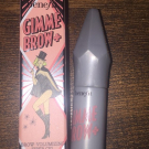Swatch de Ambretifiou : Gimme brow - Le mascara pour sourcils, Benefit Cosmetics