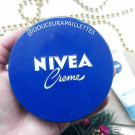 Swatch de Douceurapaillettes : Nivea Crème, Nivea