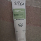 Swatch de Linefly : Gommage vitalité corps, Lilas Blanc