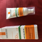 Swatch de Louloudel : Anthelios XL, La Roche-Posay