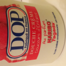 Swatch de Influence34 : Douche crème douceurs d'enfance parfum haribo dragibus, Dop