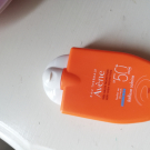 Swatch de Lipa02 : Réflexe solaire, Eau Thermale Avène