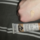 Swatch de Lipa02 : Fond de Teint Super Mat Zéro Brillance, Yves Rocher