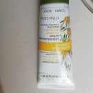 Swatch de Lipa02 : Crème Douceur Visage & Corps - tous types de peaux, Yves Rocher