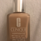 Swatch de caroline gmt : Superbalanced Silk Makeup SPF 15 - Teint de soie effet peau nue, Clinique