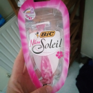 Swatch de Cheima2019 : Bic Miss Soleil colour edition, Bic