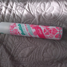 Swatch de Titidu1313 : Shampoing sec Blush, Batiste