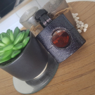 Swatch de Jalililé : Black Opium Eau de parfum, Yves Saint Laurent