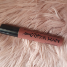 Swatch de ccKedii : Liquid Suede Rouge à Lèvres Crème, NYX