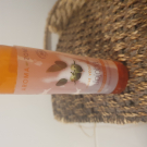 Swatch de ccKedii : Huile Végétale Vierge de Jojoba, Aroma-Zone