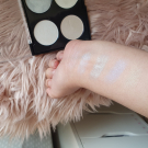 Swatch de ccKedii : Glow & highlights palette, Action