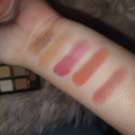 Swatch de ccKedii : Modern Renaissance - Palette de fards à paupières, Anastasia Beverly Hills