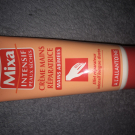 Swatch de Julie17200 : Crème mains réparatrices (mains abimées), Mixa