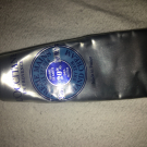 Swatch de Henne.bron : Crème Mains Karité, L'Occitane