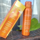 Swatch de anissafraise : Adaptasun Soleil Modéré - Brume Soyeuse Protectrice Corps, Institut Esthederm