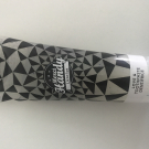 Swatch de floramakeup : Dentifrice, Merci Handy