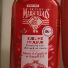Swatch de camanoa : Shampooing Huile Eclat Couleur - Pulpe de Grenade & Huile d'Argan par  Le Petit Marseillais, Le Petit Marseillais