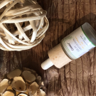 Swatch de Laetis38 : Sérum - La guerre aux boutons, Cosmoz