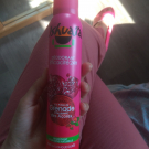 Swatch de Sheherazade_m : Déodorant Spray à la Pulpe de Grenade Vitalisante des Açores, Ushuaia