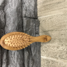 Swatch de Poponnette : Brosse à cheveux bois, Avril