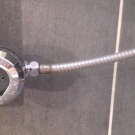 Swatch de MISS B : Diffuseur d'huiles essentielles pour la douche, SKINJAY