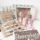 Swatch de -G'odt- : The Chocolatier - Coffret de maquillage, Too Faced