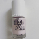 Swatch de -G'odt- : High Beam - Enlumineur Liquide, Benefit Cosmetics