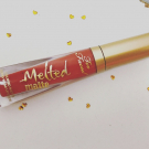 Swatch de -G'odt- : Melted Matte - Rouge à lèvres liquéfié longue tenue mat, Too Faced