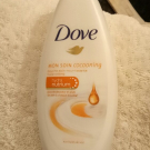 Swatch de Elux_ : Gel Douche Mon Soin Cocooning, Dove