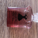 Swatch de Alicialentier : La Petite Robe Noire Couture, Guerlain