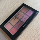 Swatch de GuntilipsSkincare : Sweet Cheeks  Adorables Joues Palette de Fards à Joues, NYX