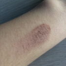 Swatch de GuntilipsSkincare : Ombre à Paupières Recharge, Nabla