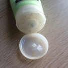 Swatch de GuntilipsSkincare : Gel Exfoliant Matifiant Visibly Clear Shine & Pore, Neutrogena