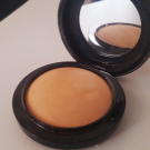 Swatch de Lenala : Mineralize Skinfinish Poudre de Finition, Mac
