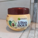 Swatch de Loute08 : Masque Nutrition Intense Huile d'Avocat et Beurre de Karité Ultra Doux, Garnier